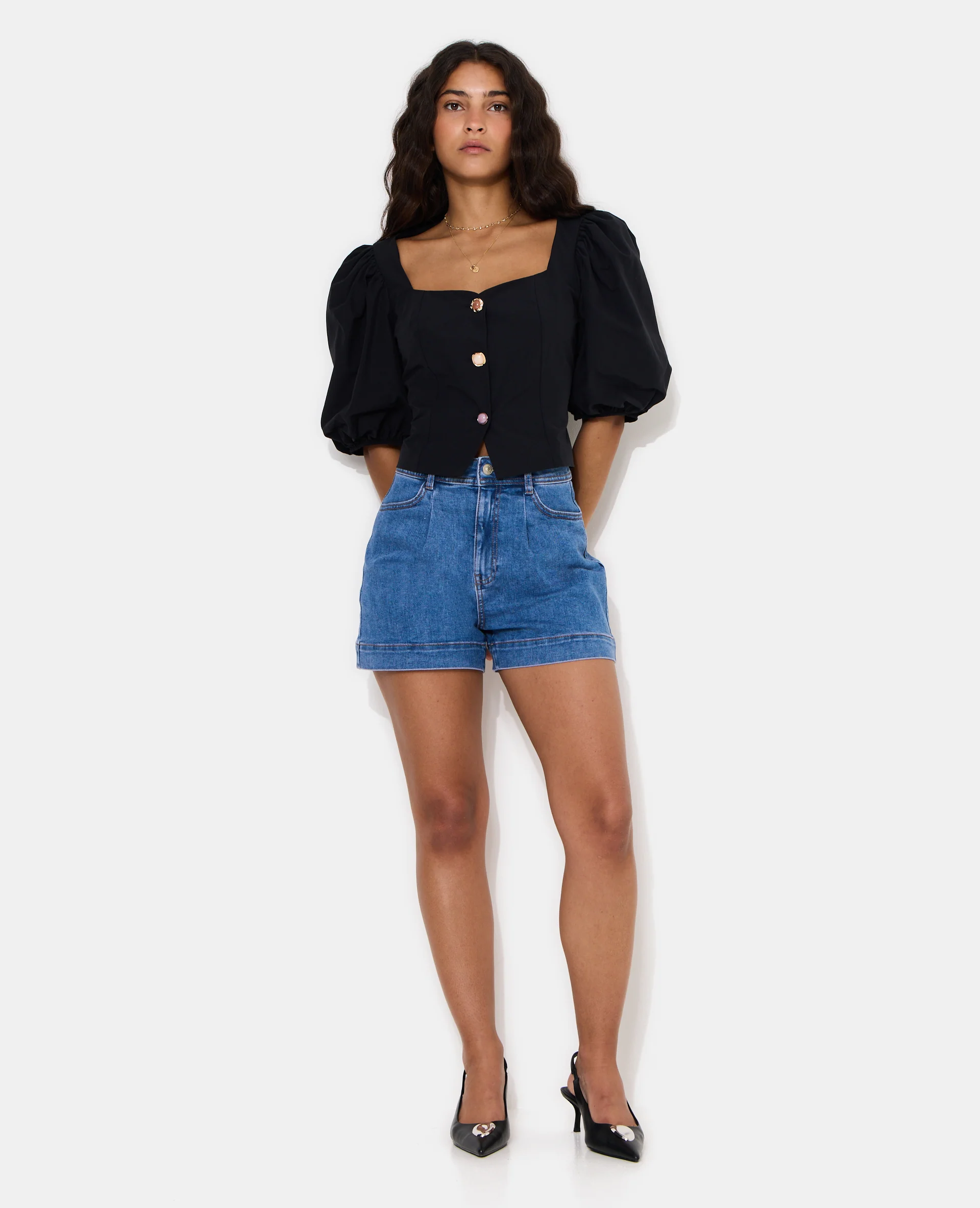 Blouse cintrée manches ballons boutons pierres - Image 3
