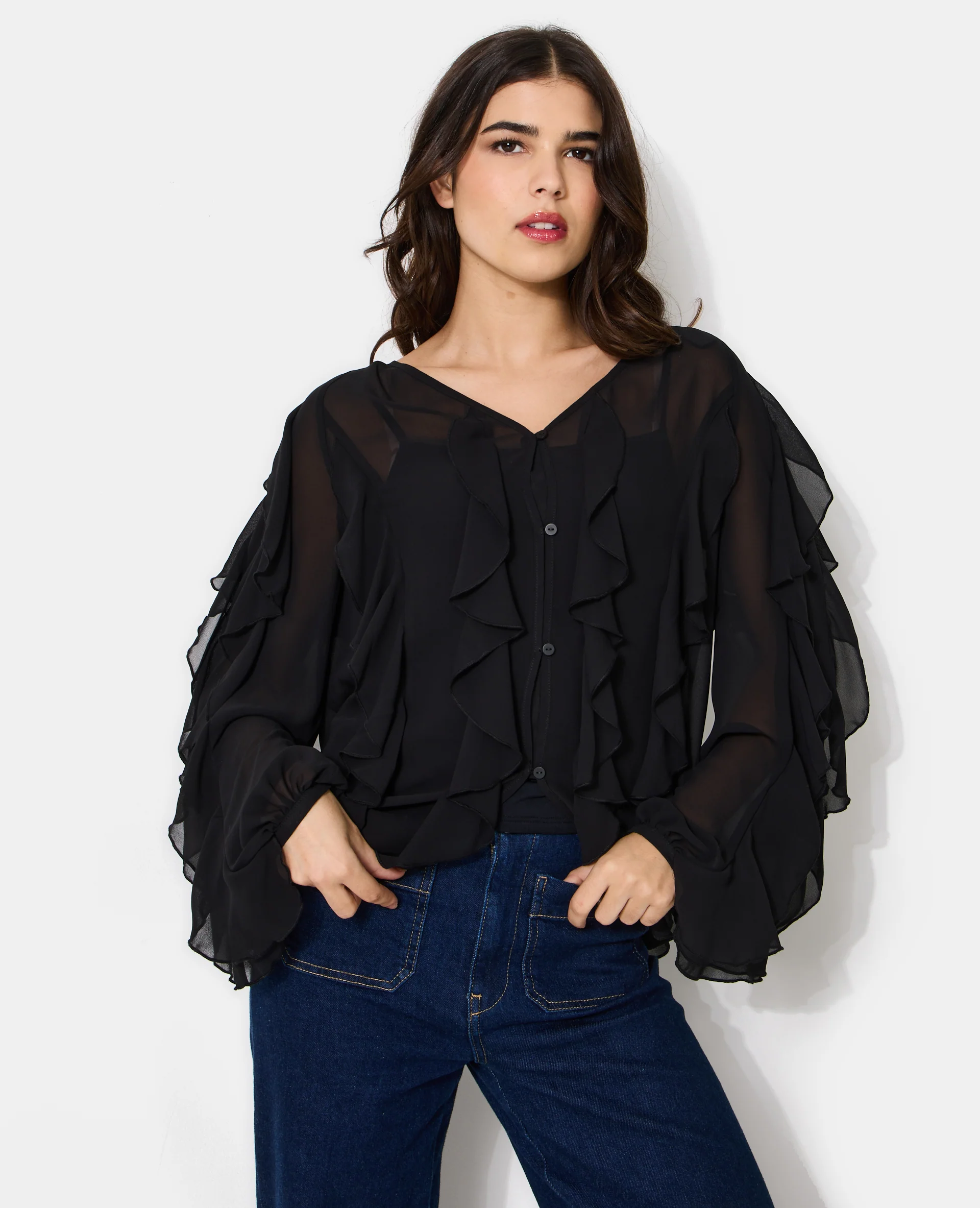 Blouse en voile avec volants et boutons