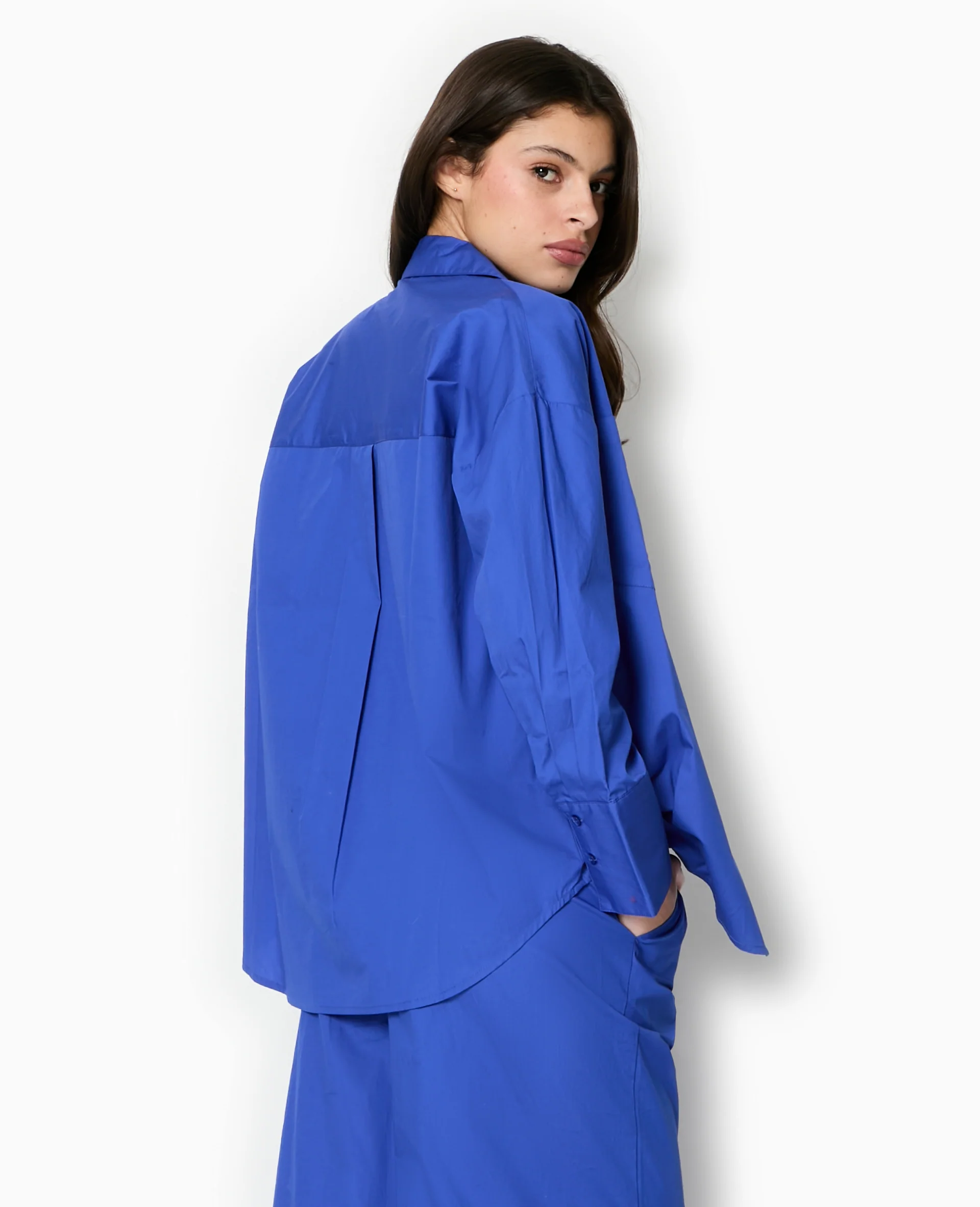 Chemise oversize avec poches - Image 6