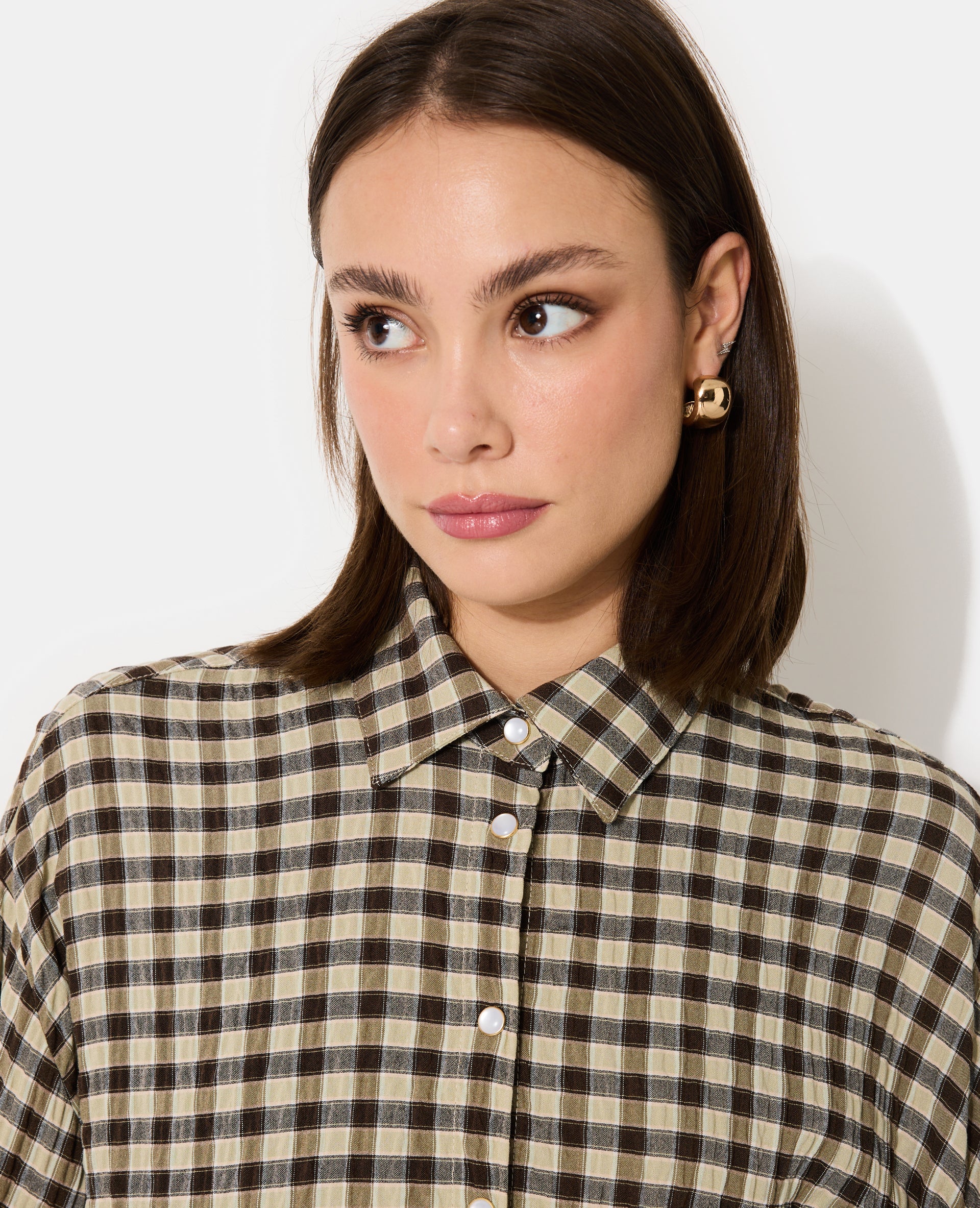 Chemise oversize en tissu gaufré motif carreaux - Image 2