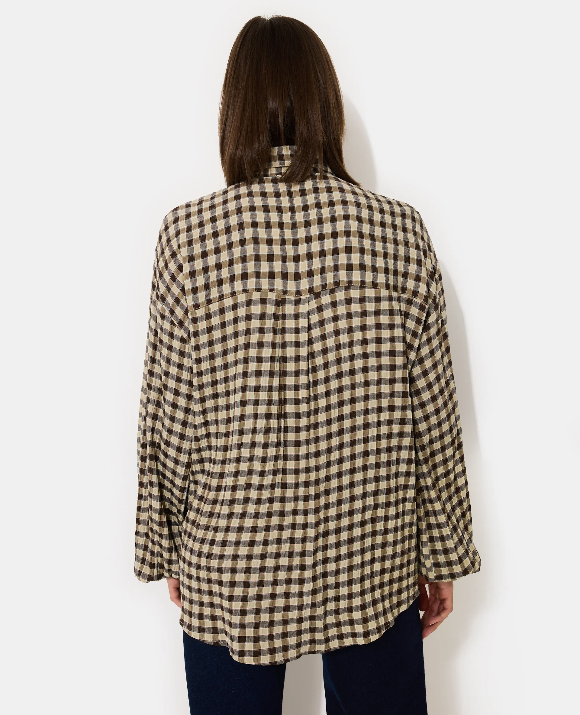 Chemise oversize en tissu gaufré motif carreaux - Image 6