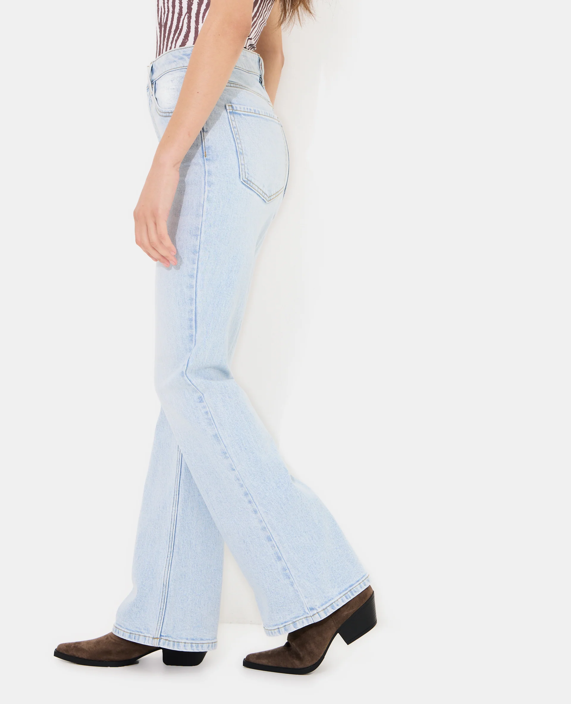 J74-1 / Jean flare taille haute - Image 2