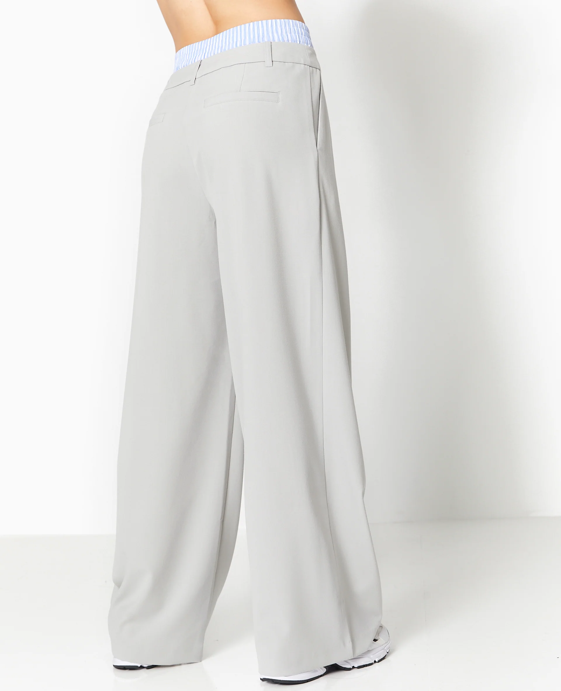 Pantalon large avec effet caleçon apparent - Image 6