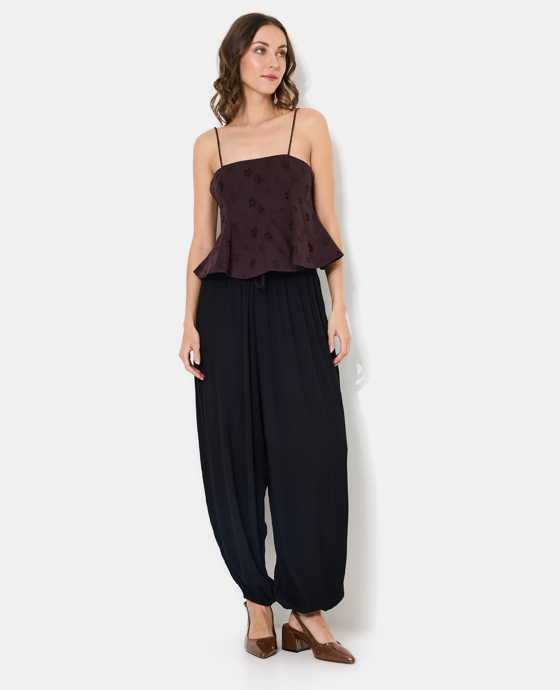 Top à bretelles avec fleurs en broderie anglaise - Image 3