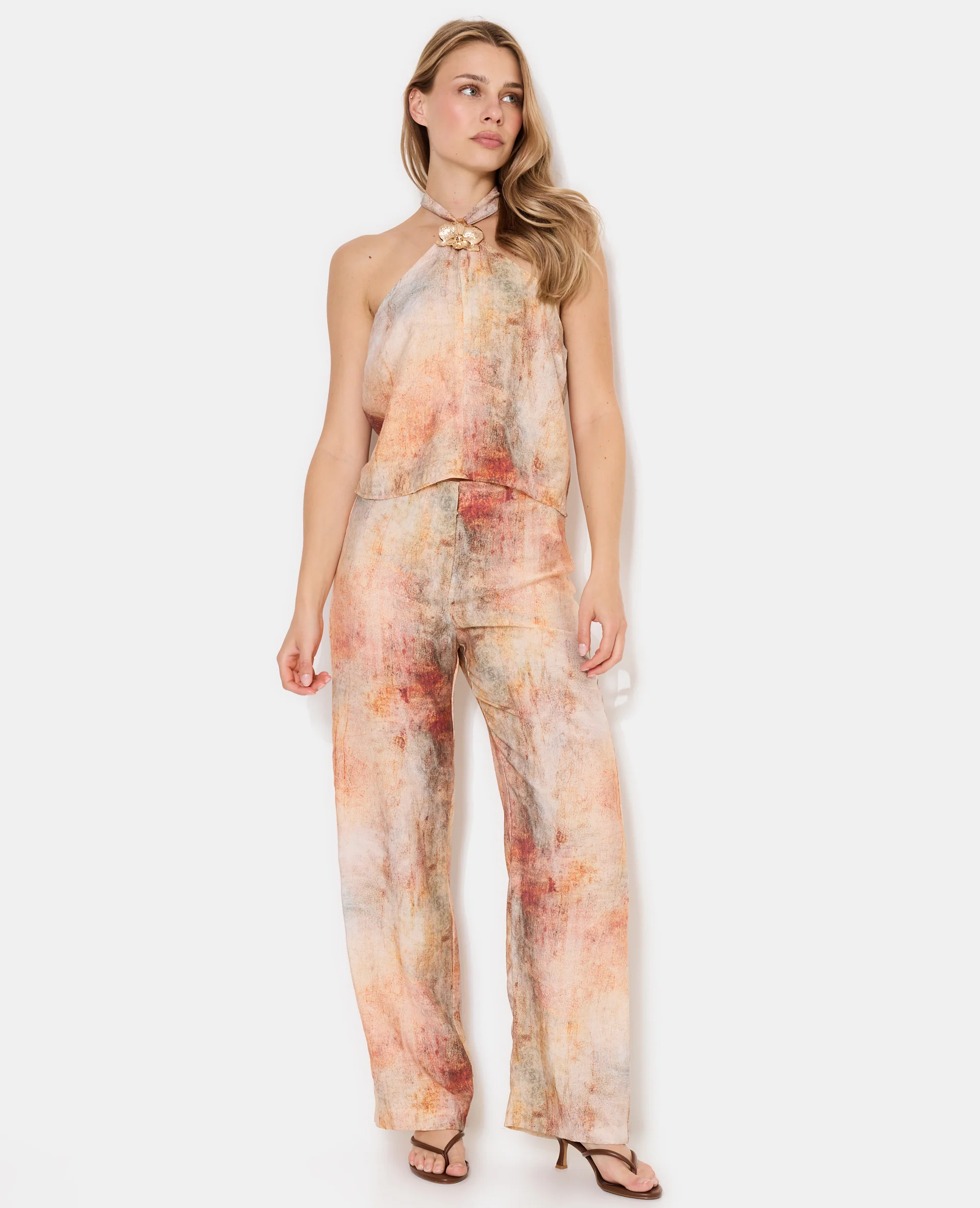 Top dos-nu effet marbré avec détail bijou fleur - Image 3
